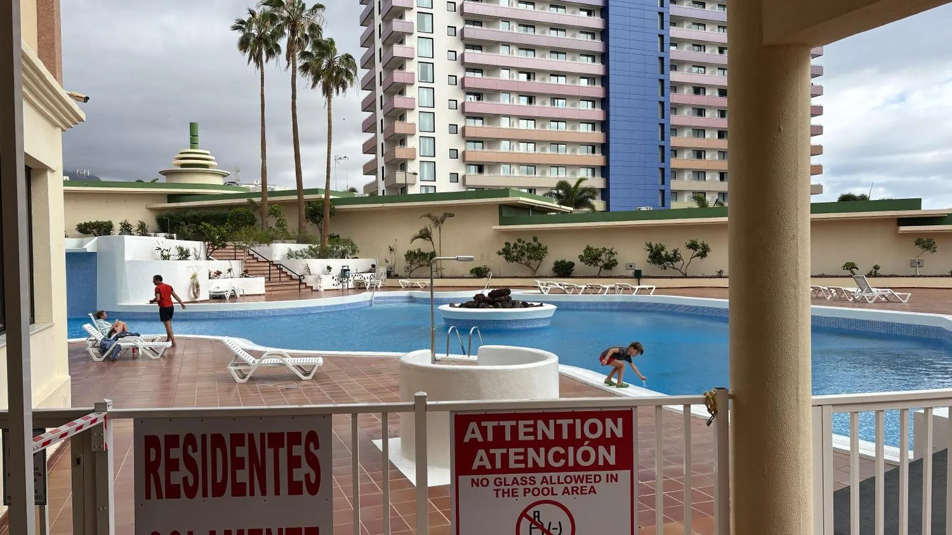 Playa Paraiso Vistas Piscina Y Relax 아데제 0*,  스페인